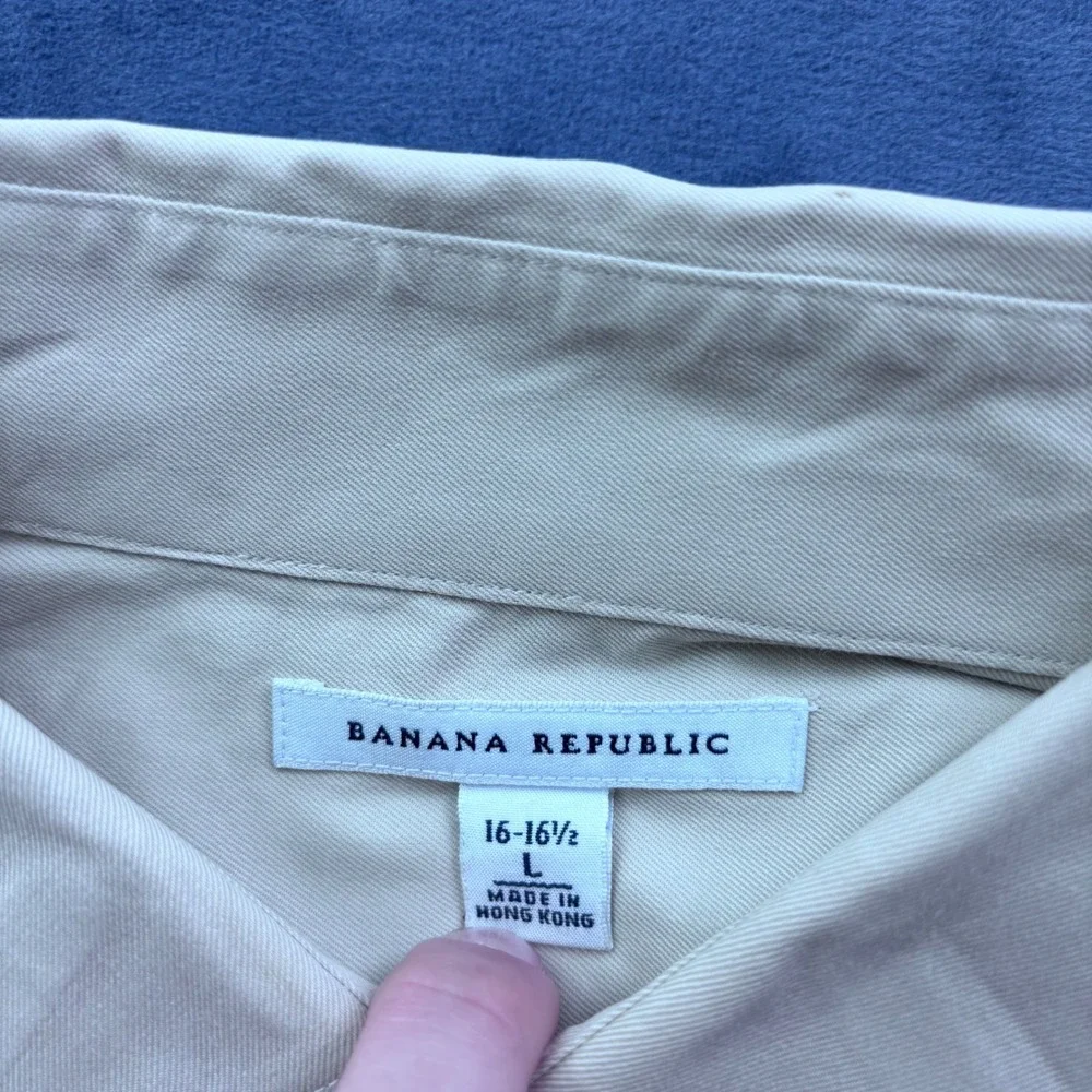 Banana Republic Mens Beige Long Sleeve Button Down Shirt Size L 16-16.5 Preppy